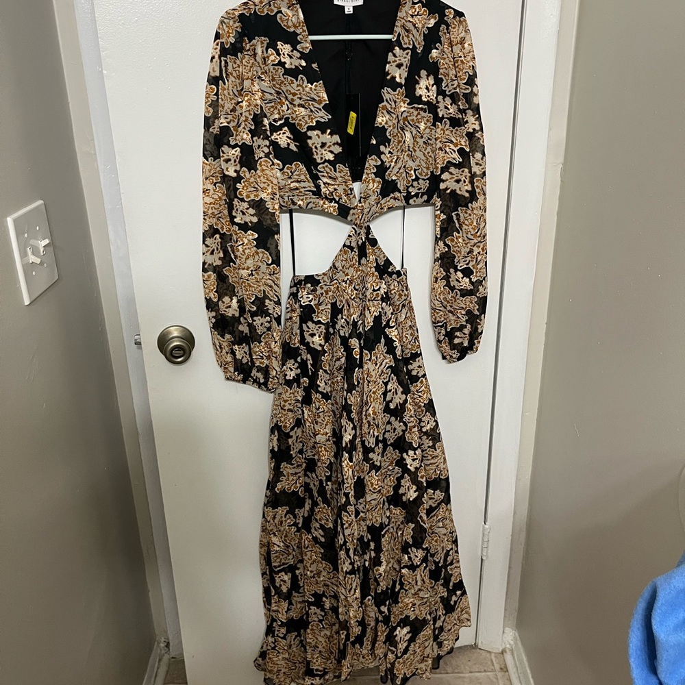 Gianni Bini Navy and Gold Long Sleeve Cutout Dress - Picture 4 of 16